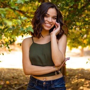 Meet your Posher, Anabelle